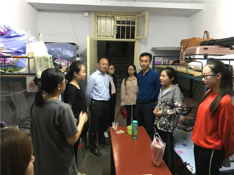 公司圆满完成2017级迎新工作